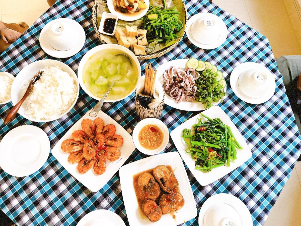 Hammock Homestay Tân Hiệ Esterno foto